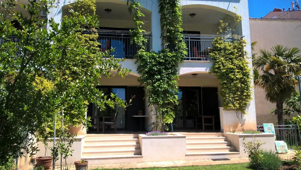 Apartments And Rooms Mofardin Rovinj Gasthof